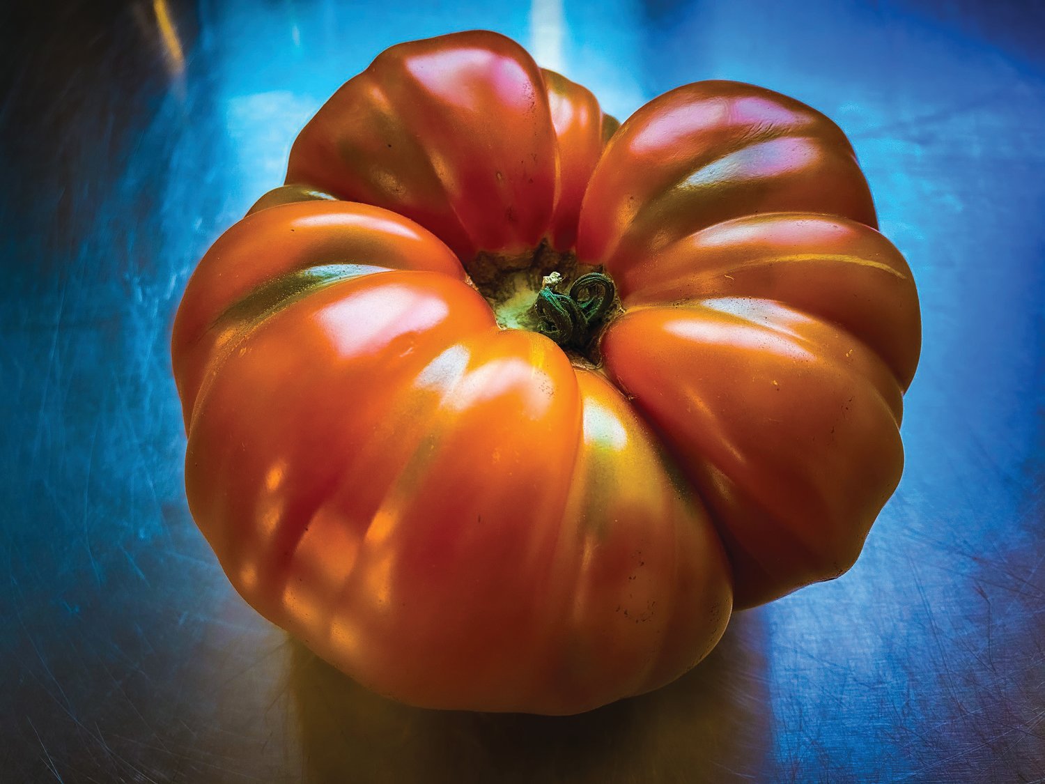 It’s that time of the year to bring fresh tomatoes from the garden into your home cooking.